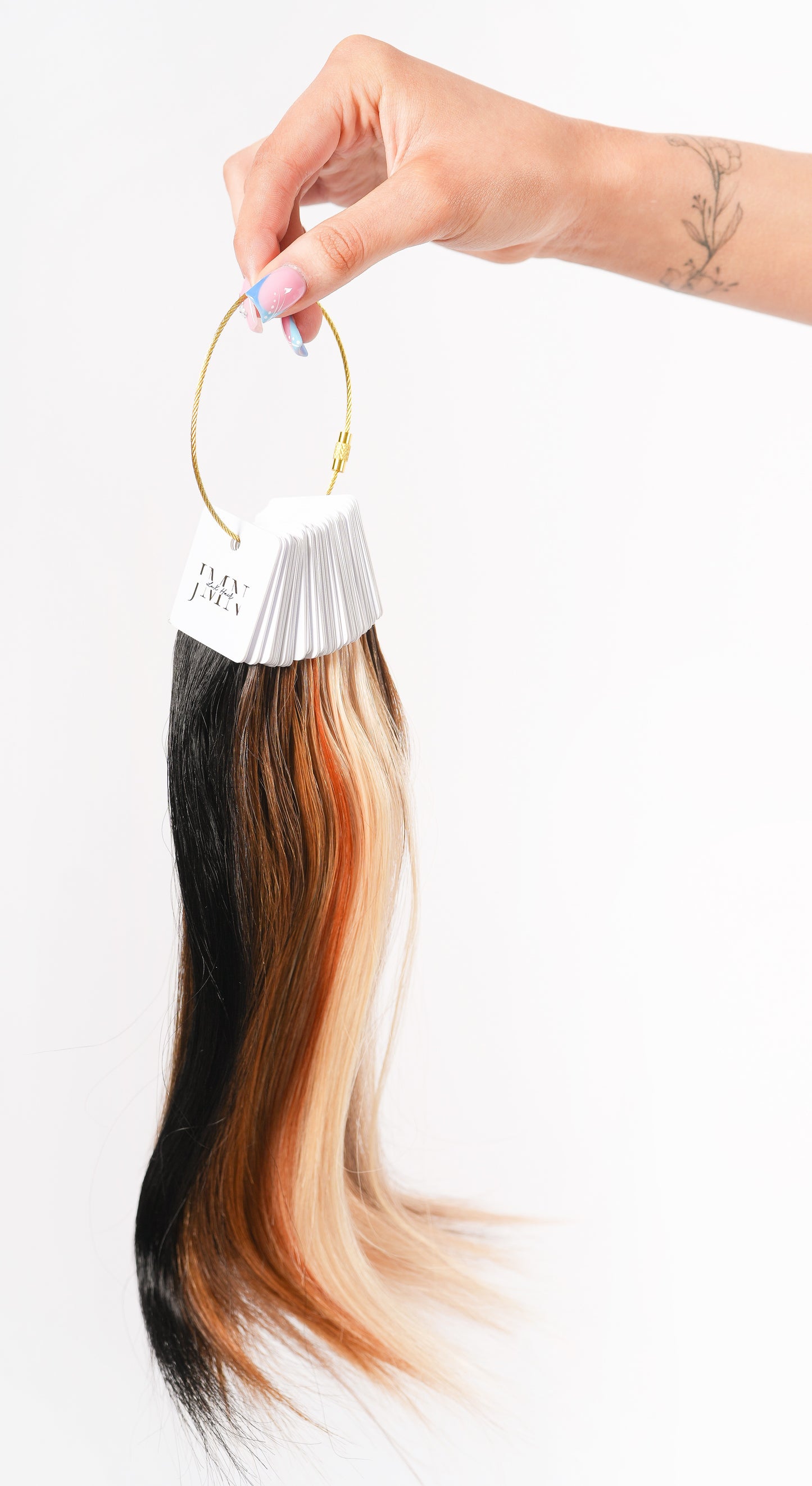 LUX COLLECTIVE COLOUR SWATCH